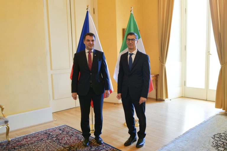 Incontro Min Macinka 3