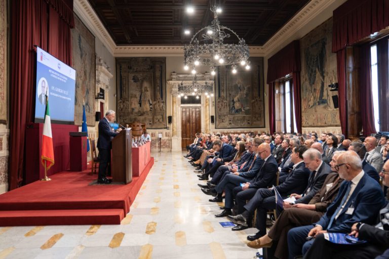 3 Forum al Parlamento