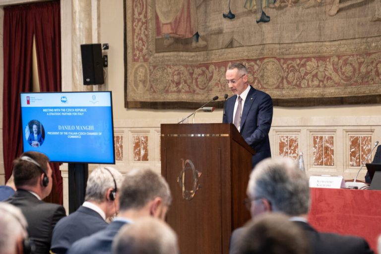 4 Forum al Parlamento