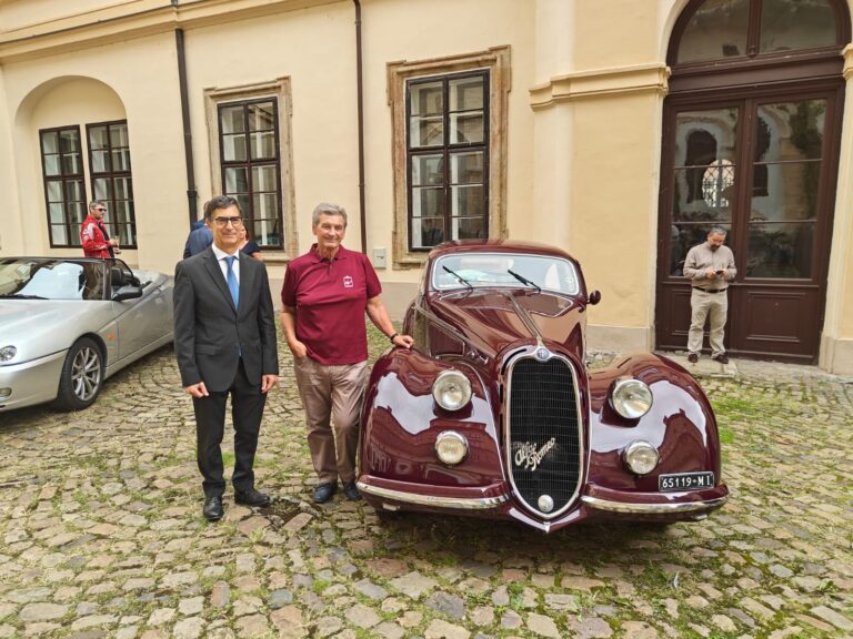 Mostra Alfa Romeo in Ambasciata (1)