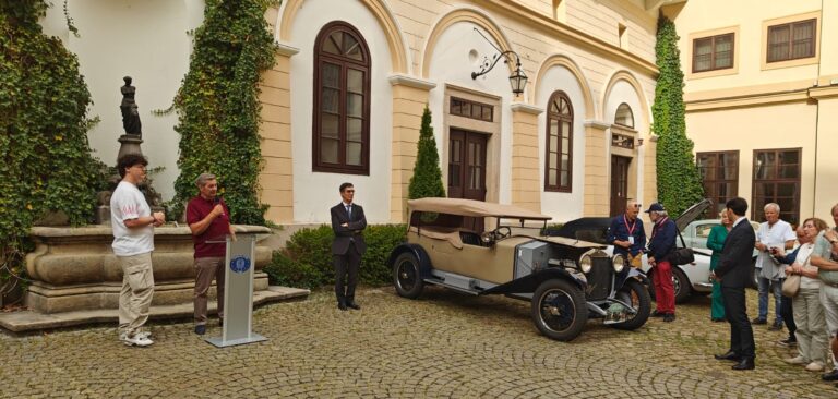 Mostra Alfa Romeo in Ambasciata (2)