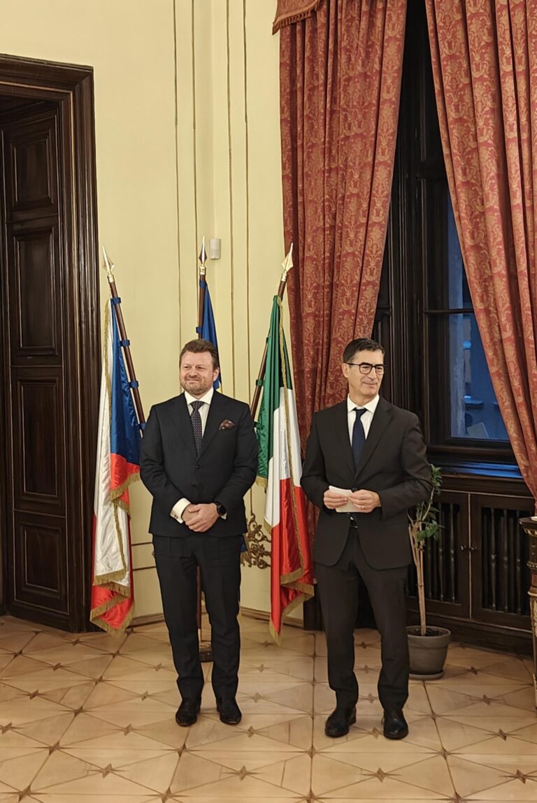 3 Onorificenza On Munzar